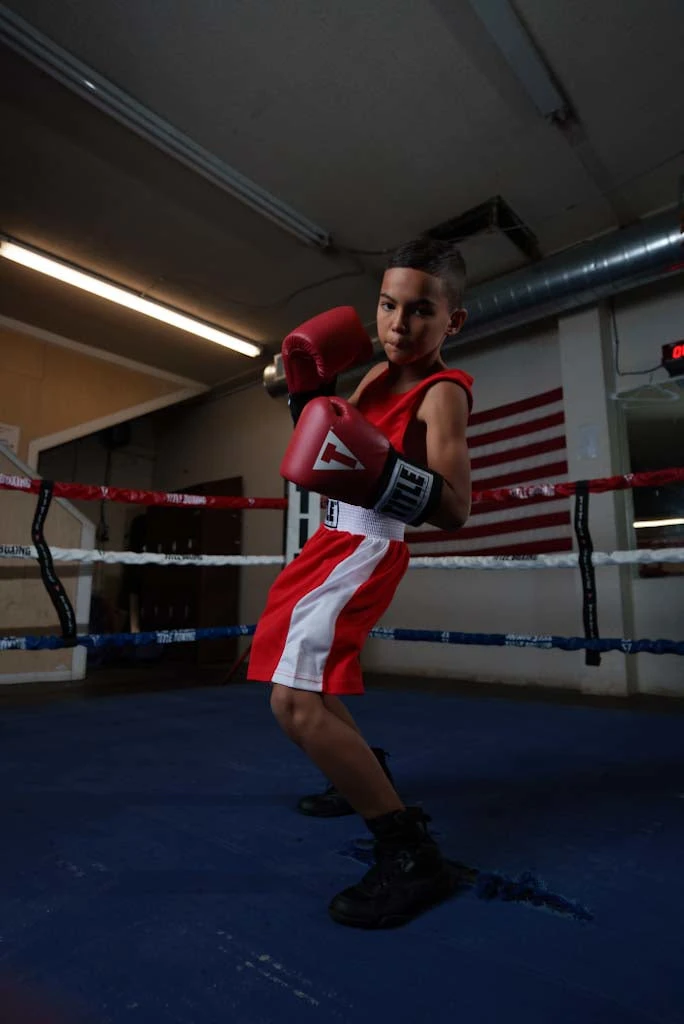 TITLE Boxing USA Boxing Competition Gloves - Elastic 12 TITLE Boxing USA Boxing Competition Gloves - Elastic - Image 10