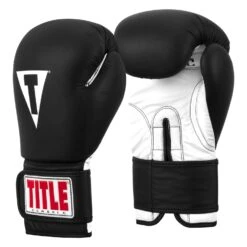 TITLE Classic Fitness Boxing Gloves 34 TITLE Classic Fitness Boxing Gloves -Nike Sales Shop CRBG BK WH 02