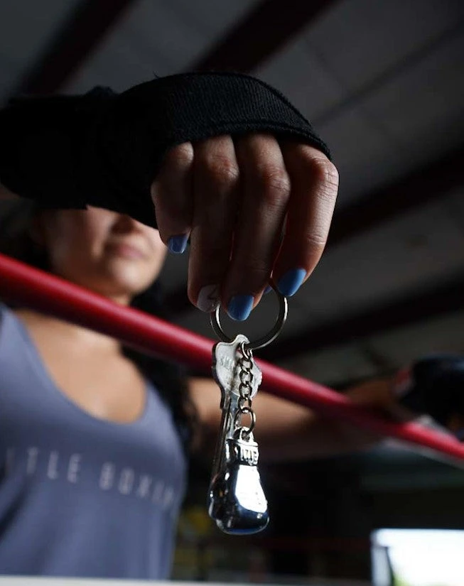 TITLE Boxing Luxury Glove Keyring 4 TITLE Boxing Luxury Glove Keyring - Image 2