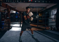 TITLE Boxing Honorary Sparring Gloves 27 TITLE Boxing Honorary Sparring Gloves -Nike Sales Shop GOSSGTN 1 edb11be7 1c34 4421 9aff d5142138cd7f