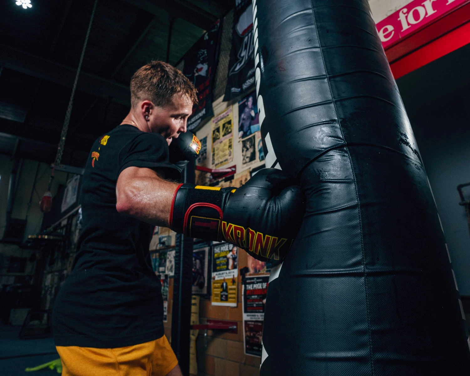 KRONK Boxing Gym Leather Bag Gloves 10 KRONK Boxing Gym Leather Bag Gloves - Image 9