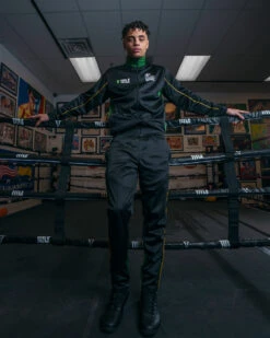 WBC By TITLE Boxing Warm-Up Suit -Nike Sales Shop WBCWUBKGR 1 8230b985 ea9f 4aa3 b2e8 719ee6142ff8