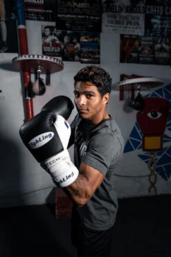 Fighting Tri-Tech Tenacious Lace Training Gloves -Nike Sales Shop fs3ttgl bk wh