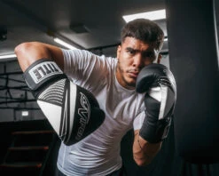 Viper By TITLE Boxing Strike Select Bag Gloves 2.0 19 Viper By TITLE Boxing Strike Select Bag Gloves 2.0 -Nike Sales Shop vssbg2 bk wh 1 2