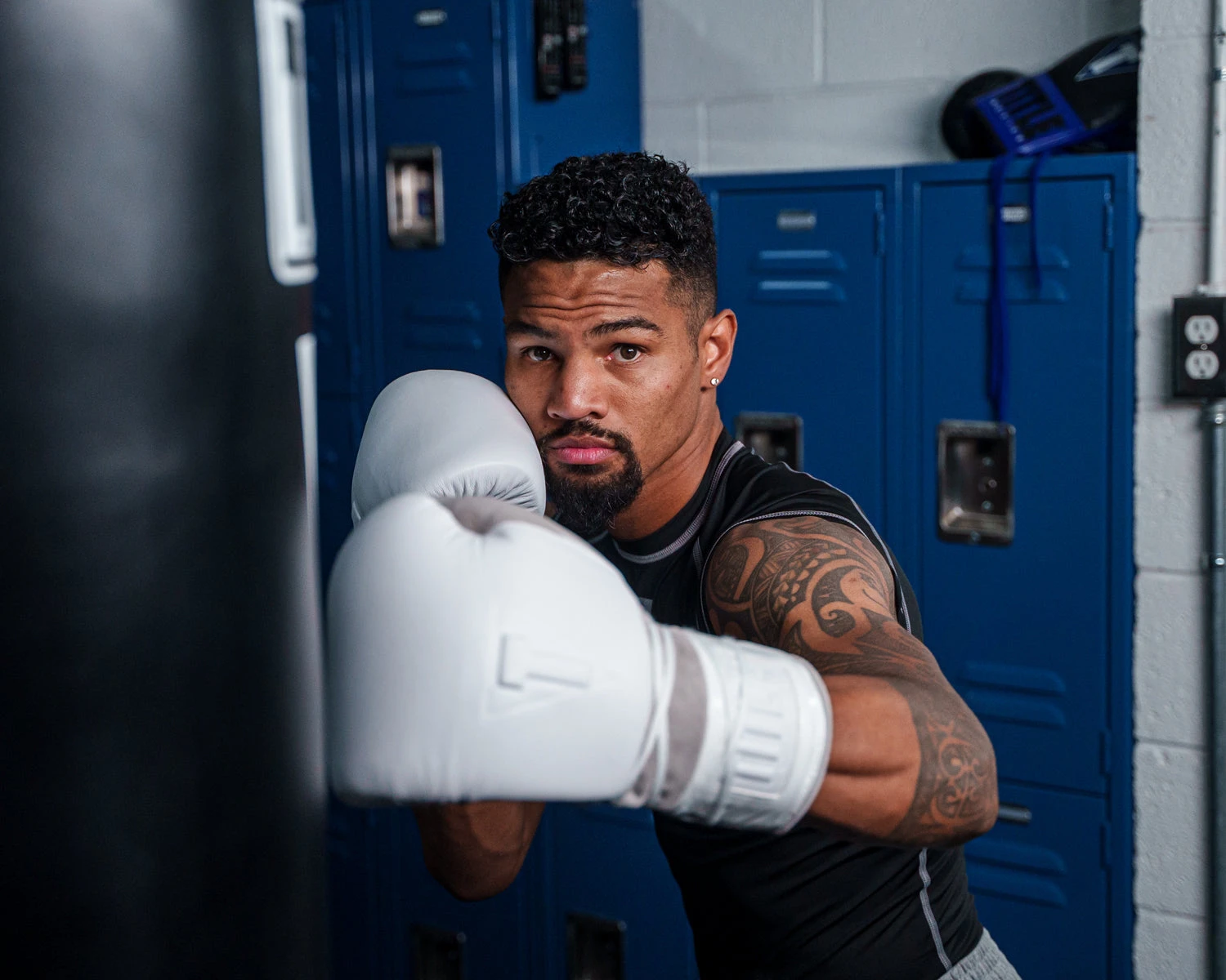 TITLE White Boxing Lace Sparring Gloves 2.0 10 TITLE White Boxing Lace Sparring Gloves 2.0 - Image 8