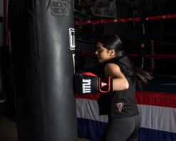 TITLE Boxing Dynamic Strike Heavy Bag Gloves 28 TITLE Boxing Dynamic Strike Heavy Bag Gloves -Nike Sales Shop xdbg bkrd